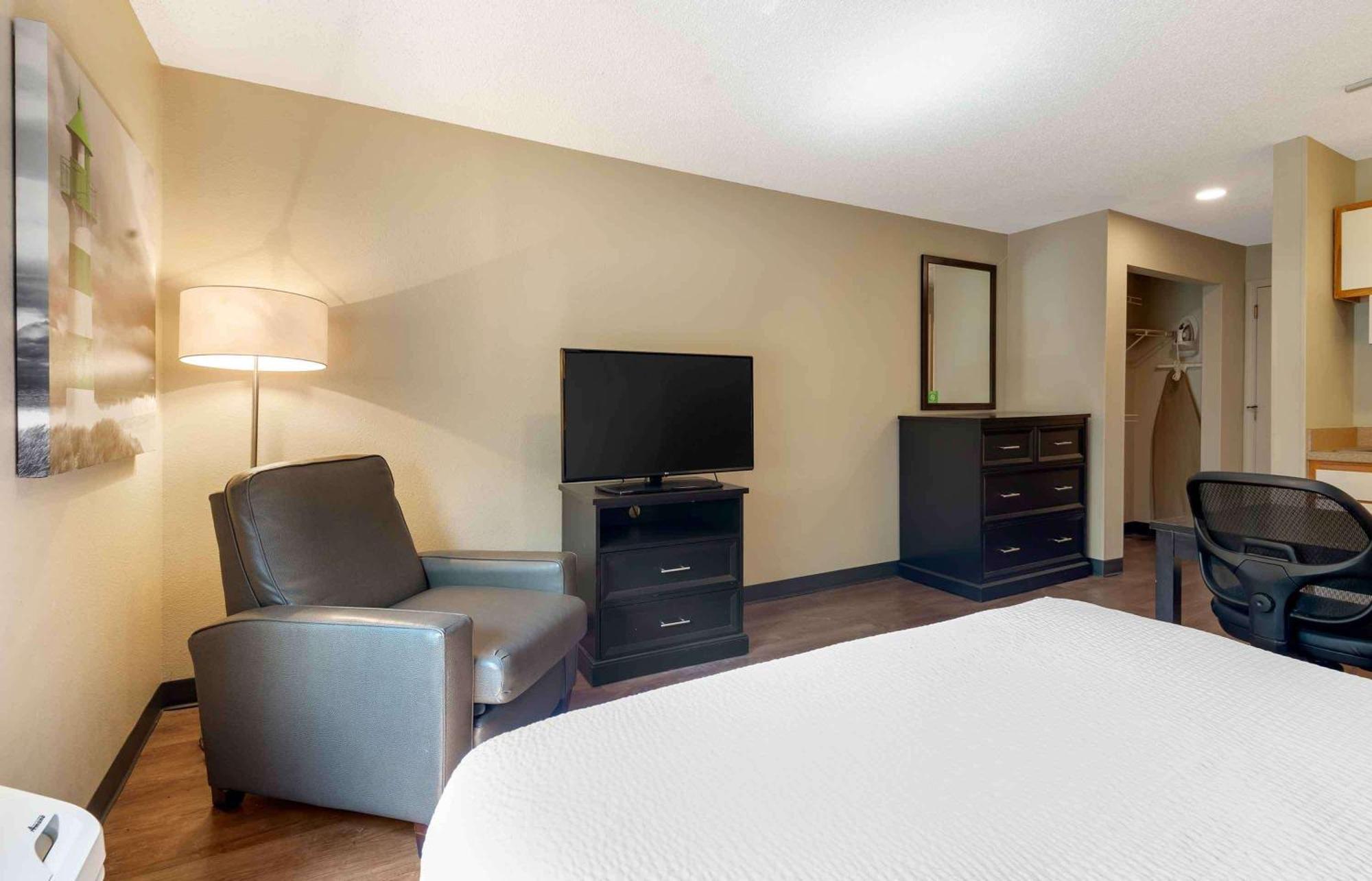Extended Stay America Select Suites - Charlotte - University Place - E Mccullough Dr Luaran gambar