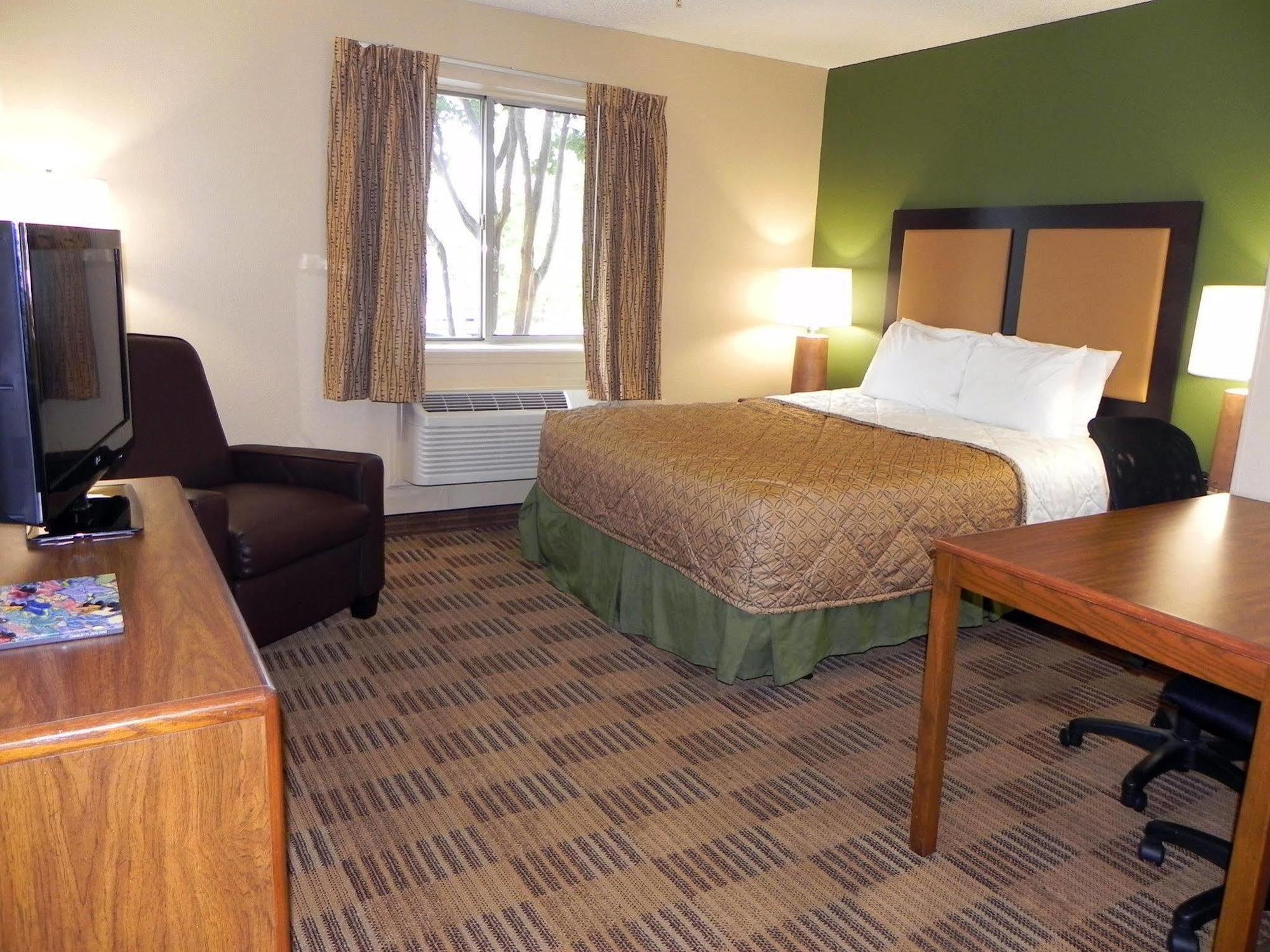 Extended Stay America Select Suites - Charlotte - University Place - E Mccullough Dr Luaran gambar